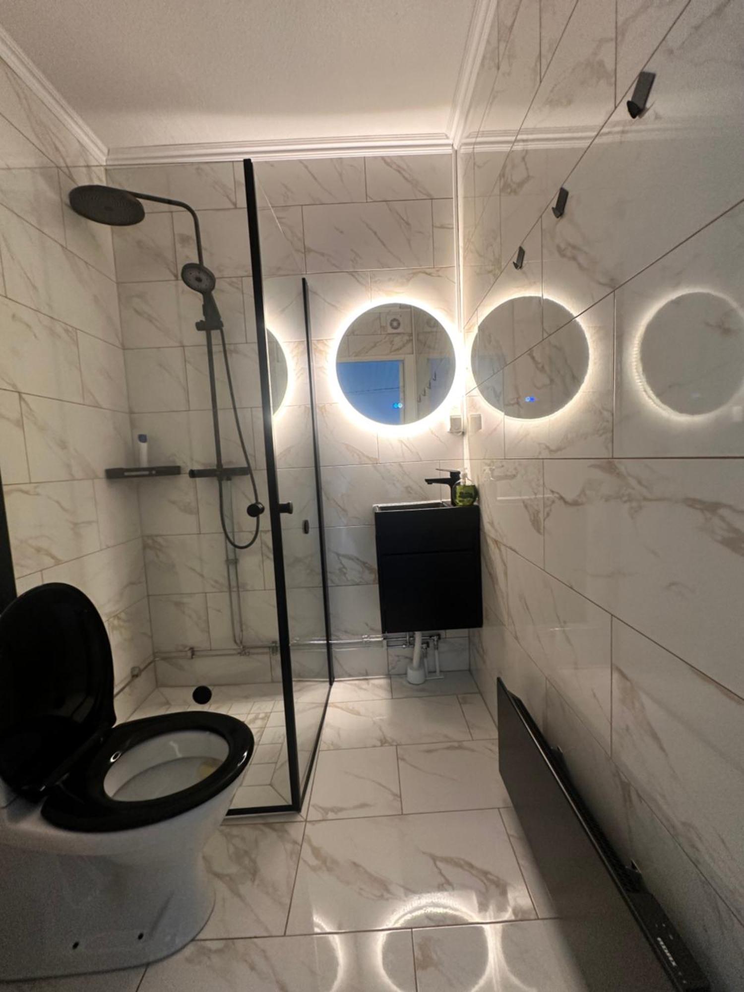 Luxury 2 Rooms Residence At The Heart Of Borås מראה חיצוני תמונה